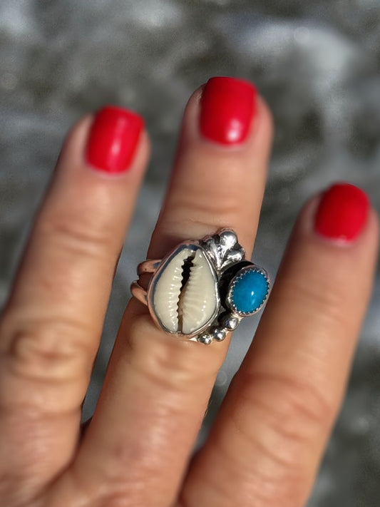 Original Rare Bisbee Turquoise & Cowrie Shell Cluster Statement Ring | Goddess Ring | Handmade Sterling Ring | Coastal Talisman | Size 7 3/4