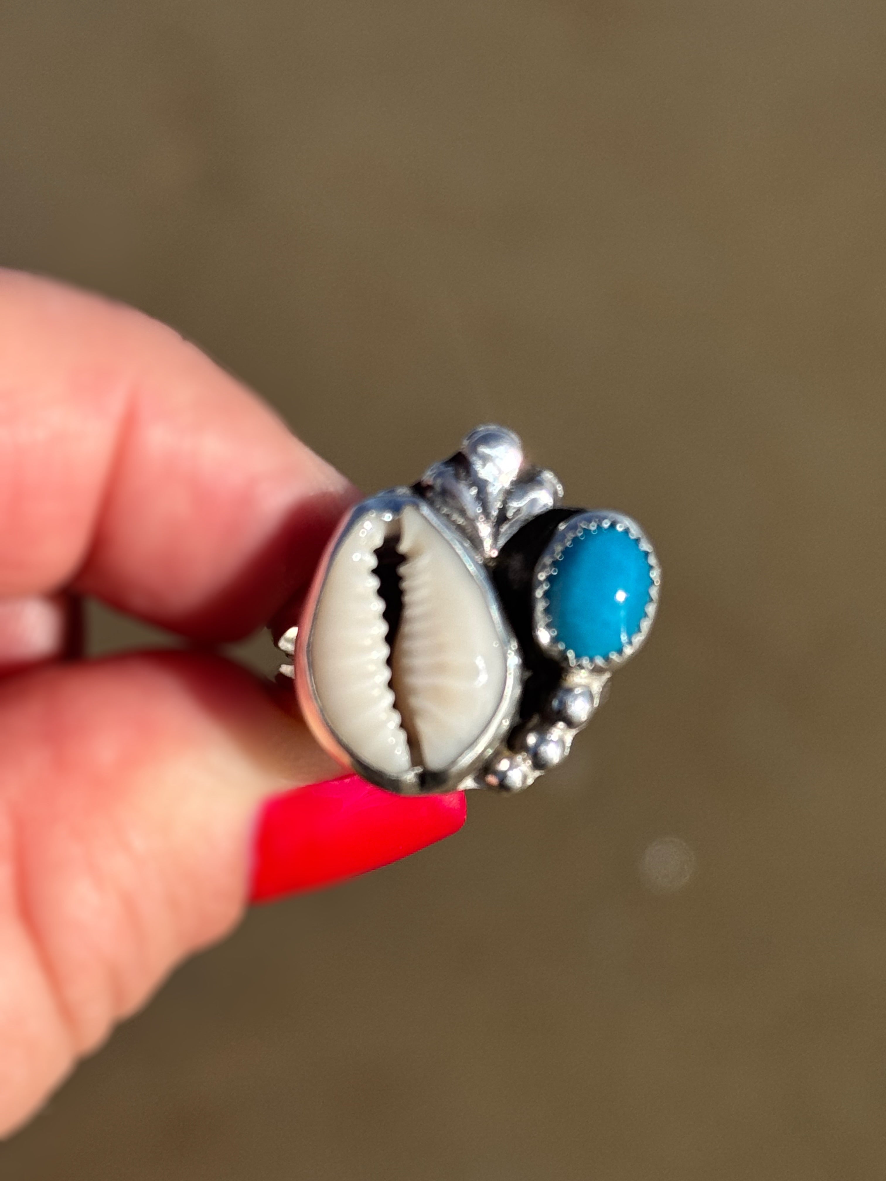 Rare Bisbee Turquoise & Cowrie Shell Cluster Statement Ring | Handmade Sterling Ring | Size 7 3/4
